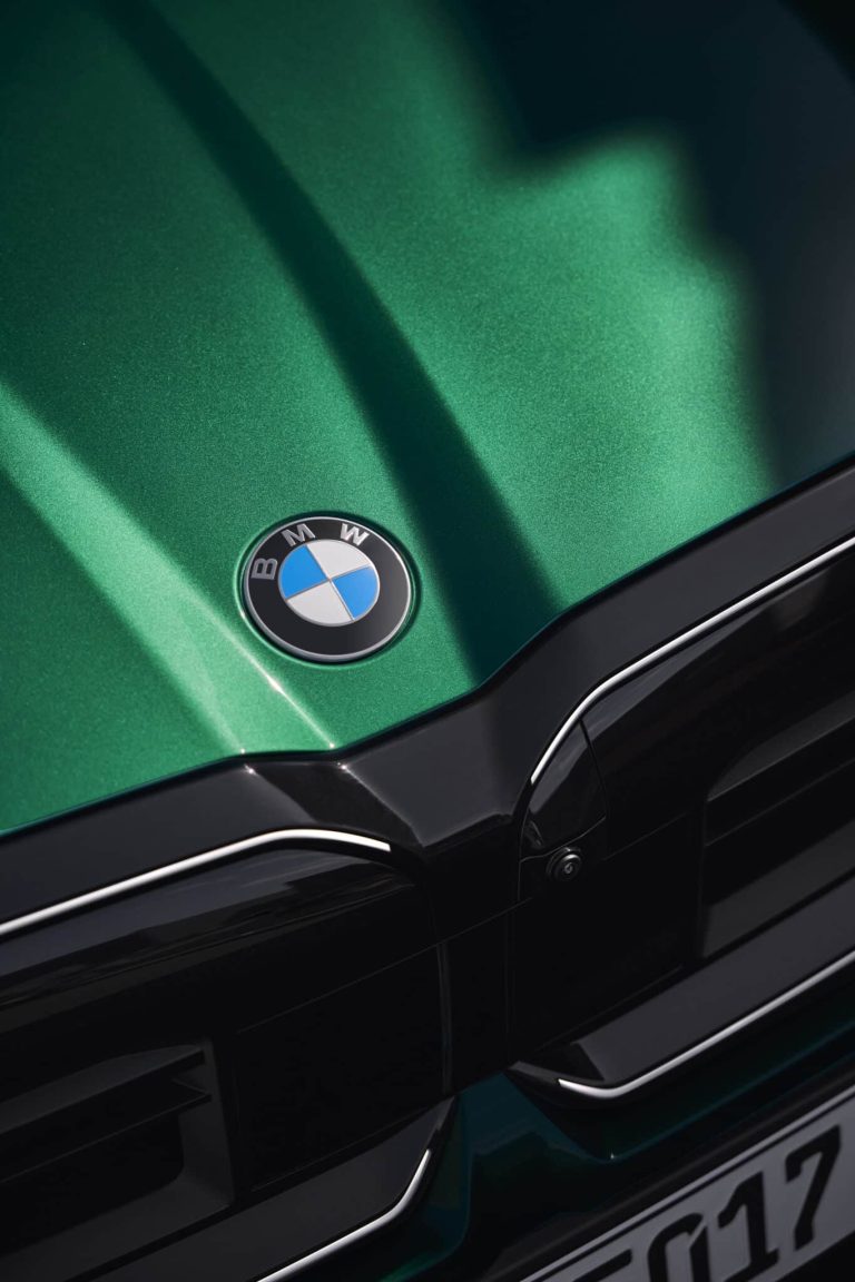 BMW M5 2024 : plus lourde mais plus puissante