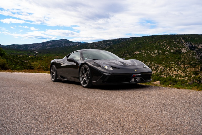 Ferrari 458 Speciale Rosso Corsa 2015, V8 atmosphérique de 605 ch, Excel Car Rivesaltes