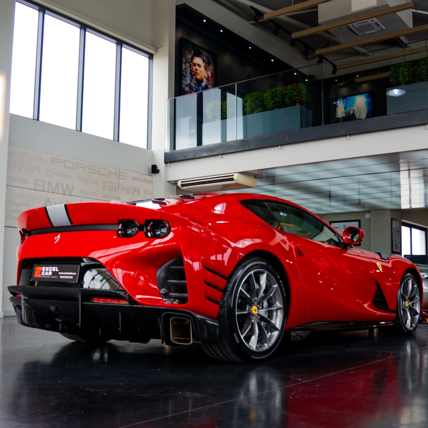 Ferrari 812 Competizione — trois-quarts