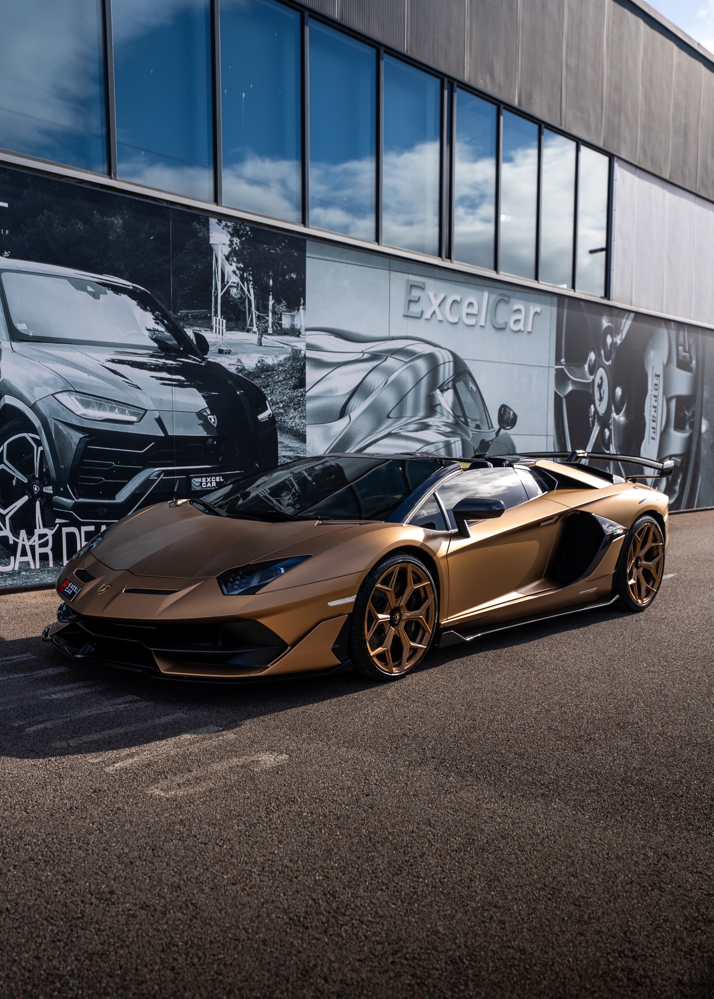Lamborghini Aventador SVJ Roadster d'exception chez Excel Car — supercars et voitures de collection à Rivesaltes, près de Perpignan (66), France