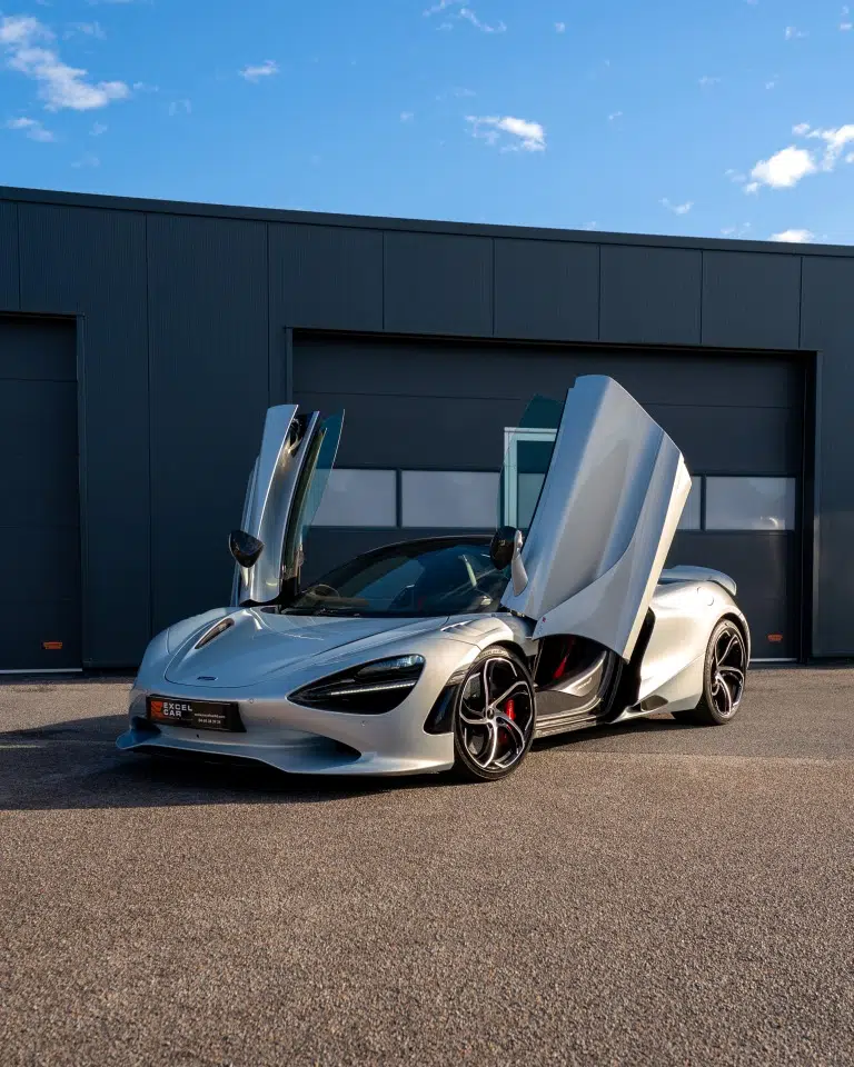 McLaren 750S Spider, supercar britannique vue chez Excel Car à Rivesaltes