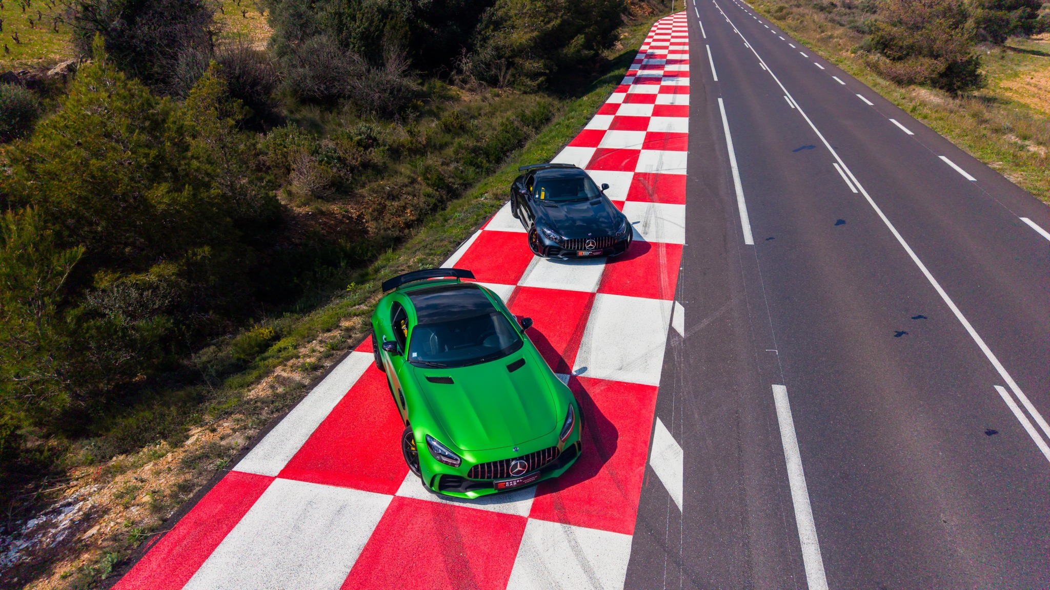 Mercedes-AMG GT R d'exception chez Excel Car — supercars et voitures de collection à Rivesaltes, près de Perpignan (66), France