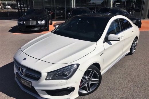 MERCEDES BENZ CLA 45 AMG 4MATIC 7G-DCT