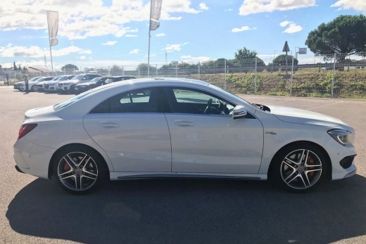 MERCEDES BENZ CLA 45 AMG 4MATIC 7G-DCT