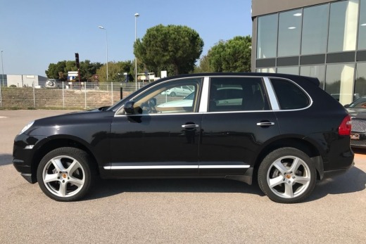 PORSCHE CAYENNE 3.2 V6 290 TIPTRONIC