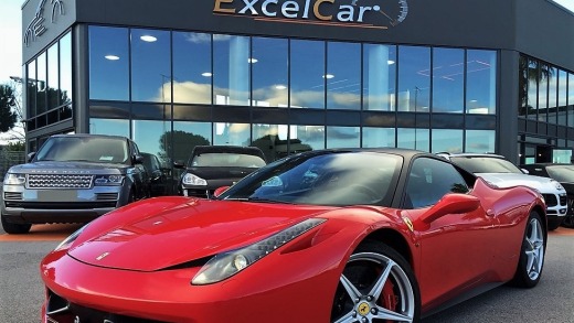 FERRARI 458 ITALIA