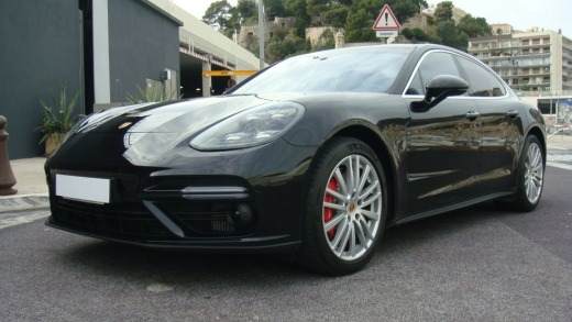 PORSCHE PANAMERA TURBO 550 PDK