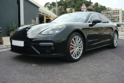 PORSCHE PANAMERA TURBO 550 PDK