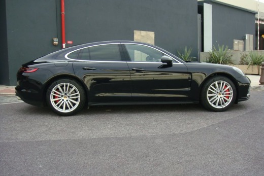 PORSCHE PANAMERA TURBO 550 PDK
