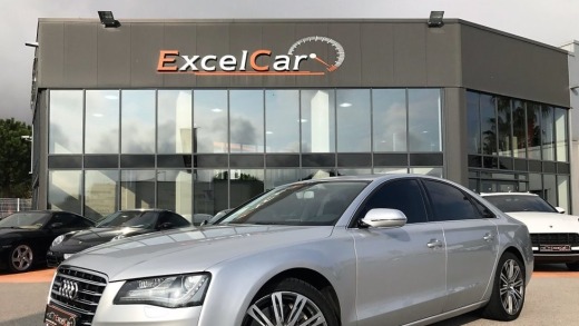 AUDI A8 4.2 TDI 350 DPF QUATTRO AVUS