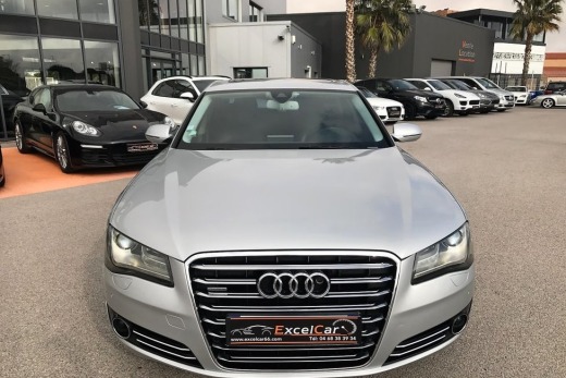AUDI A8 4.2 TDI 350 DPF QUATTRO AVUS
