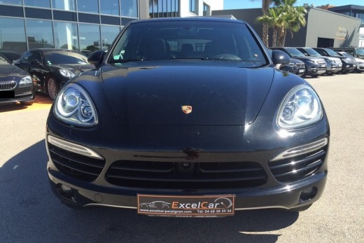 PORSCHE CAYENNE DIESEL 240 TIPTRONIC S