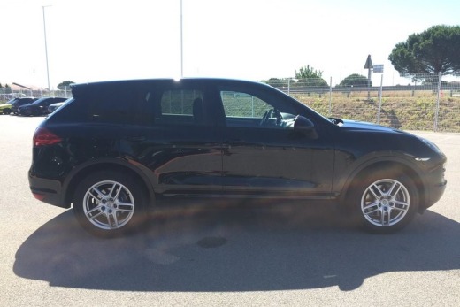 PORSCHE CAYENNE DIESEL 240 TIPTRONIC S