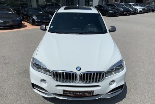 BMW X5 M50D 381