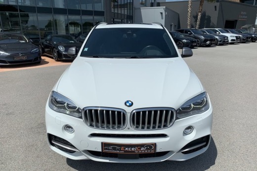 BMW X5 M50D 381