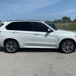 BMW X5 M50D 381