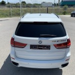 BMW X5 M50D 381