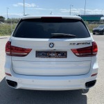 BMW X5 M50D 381