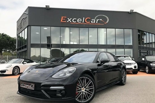 PORSCHE PANAMERA TURBO 550 PDK
