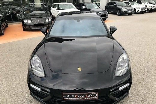 PORSCHE PANAMERA TURBO 550 PDK