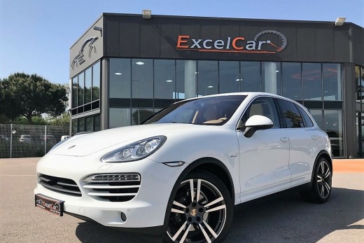 PORSCHE CAYENNE DIESEL 245