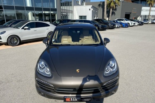 PORSCHE CAYENNE DIESEL 245