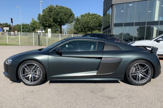 AUDI R8 5.2L V10 PLUS FSI 610 QUATTRO S TRONIC