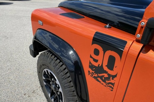 LAND ROVER DEFENDER VI 90 ADVENTURE EDITION