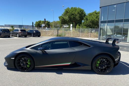 LAMBORGHINI HURACAN PERFORMANTE LP-640-4