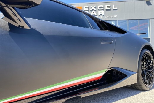 LAMBORGHINI HURACAN PERFORMANTE LP-640-4