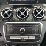 MERCEDES BENZ CLA 200 D STARLIGHT EDITION