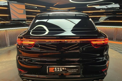 PORSCHE CAYENNE TURBO S E-HYBRID COUPE 680CH