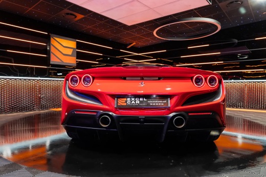 FERRARI F8 TRIBUTO COUPE 3.9 DCT