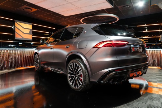 MASERATI GRECALE 3.0 V6 530 TROFEO