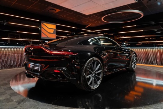 ASTON MARTIN V8 VANTAGE COUPE 510CH