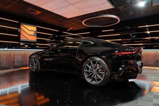 ASTON MARTIN V8 VANTAGE COUPE 510CH