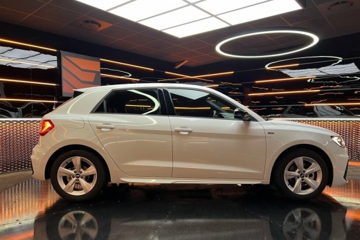 AUDI A1 SPORTBACK 30 TFSI 110 S-TRONIC 7 S-LINE