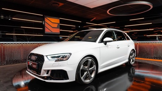 AUDI RS3 II (2) SPORTBACK 2.5 TFSI 400 CH QUATTRO S TRONIC