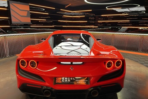 FERRARI F8 TRIBUTO COUPE 3.9 DCT
