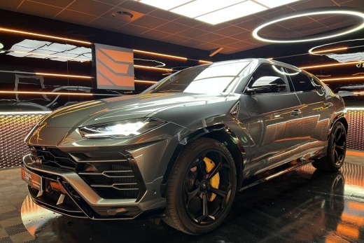 LAMBORGHINI URUS 4.0L V8 650CH