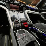 LAMBORGHINI URUS 4.0L V8 650CH