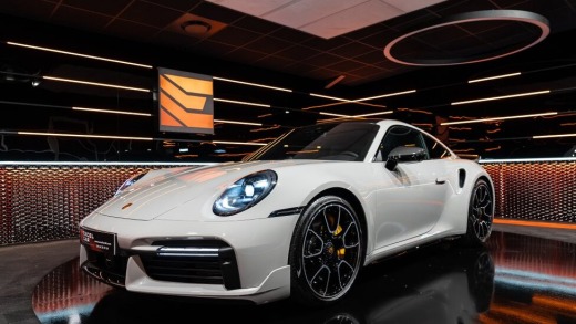 PORSCHE 992 COUPE TURBO S 650 PDK
