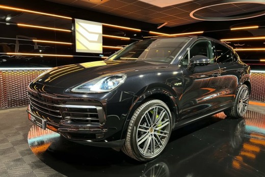 PORSCHE CAYENNE COUPE HYBRIDE 462