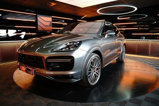 PORSCHE CAYENNE COUPE TURBO S E-HYBRIDE 680 TIPTRONIC 8