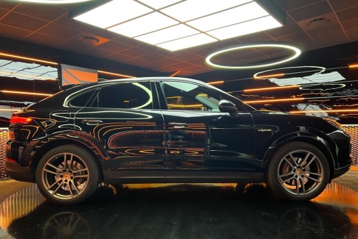 PORSCHE CAYENNE COUPE E-HYBRIDE 462