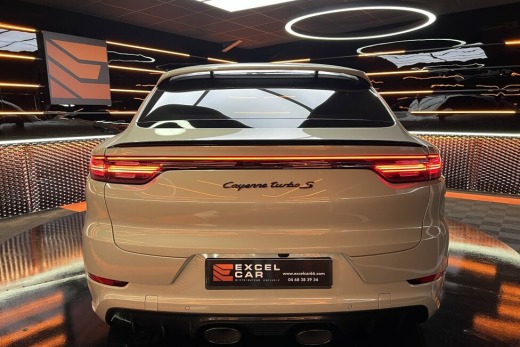 PORSCHE CAYENNE COUPE 680 TURBO S E-HYBRID PACK SPORT DE CONCEPTION ALLÉGÉE