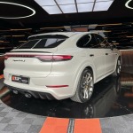 PORSCHE CAYENNE COUPE 680 TURBO S E-HYBRID PACK SPORT DE CONCEPTION ALLÉGÉE