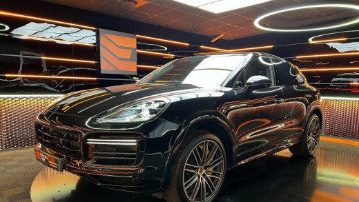 PORSCHE CAYENNE COUPE TURBO S E-HYBRIDE 680 TIPTRONIC 8