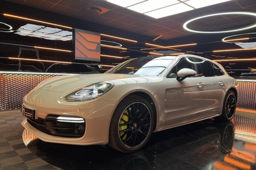 PORSCHE PANAMERA TURBO S E-HYBRIDE 680 CH SPORT TURISMO