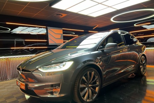 TESLA MODEL X 100D DUAL MOTOR LONG RANGE 6 PLACES